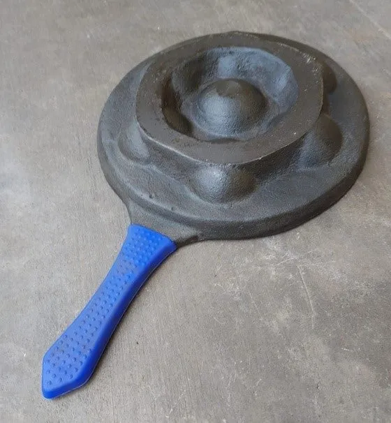 7 Pit Cast Iron Paniyaram Pan-SHC1019