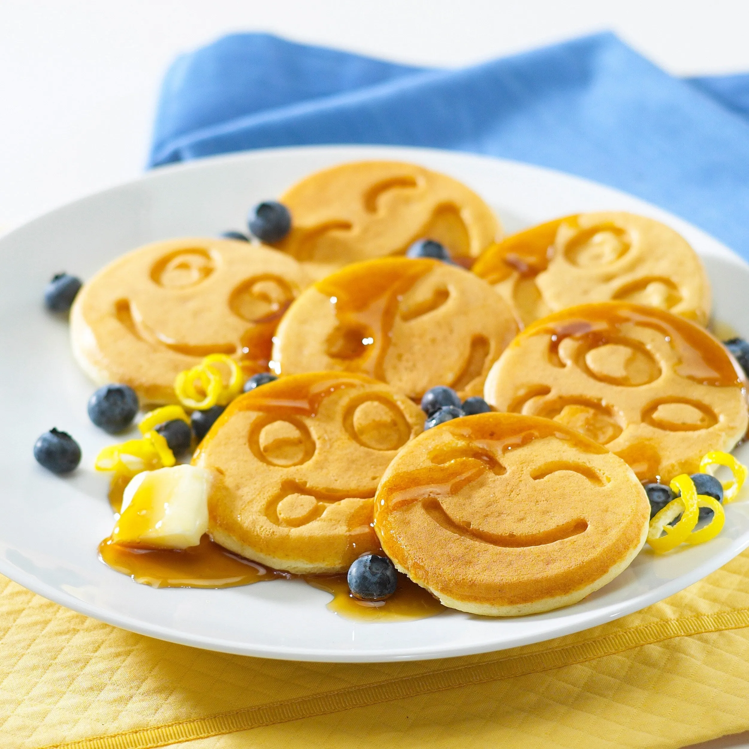 Assorted Smiley Face 10.5 Inch Round Nonstick Pancake Pan with Stay-Cool Handle