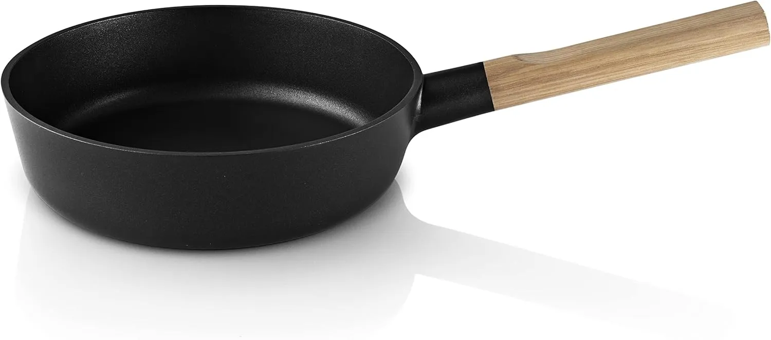 Eva Solo | Nordic Kitchen Saute Pan | Lightweight Aluminium, Easy Handling & Low Weight | Suitable for all Heat Sources – Including Induction | Easy to Clean | Danish Design, Functionality & Quality