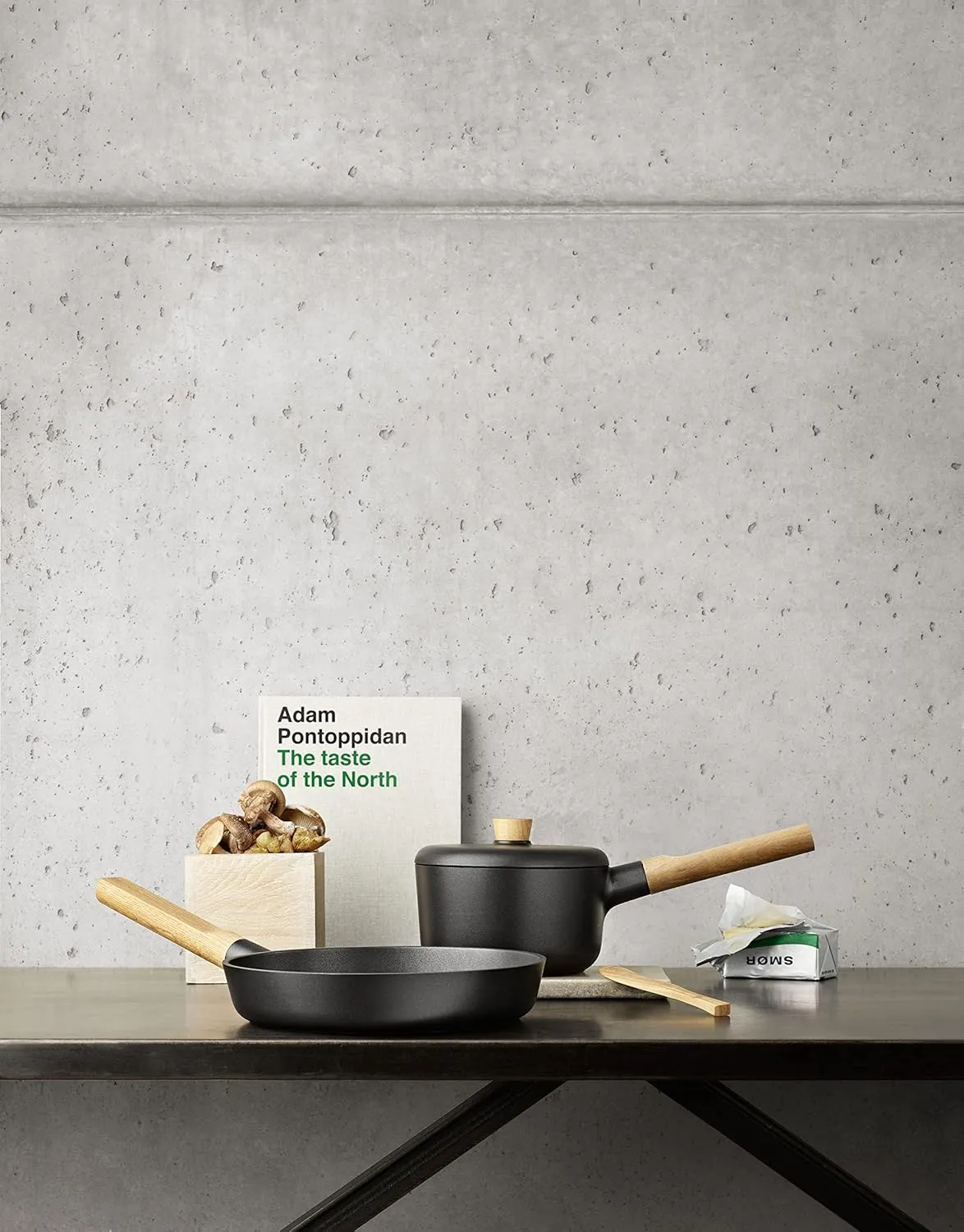 Eva Solo | Nordic Kitchen Saute Pan | Lightweight Aluminium, Easy Handling & Low Weight | Suitable for all Heat Sources – Including Induction | Easy to Clean | Danish Design, Functionality & Quality