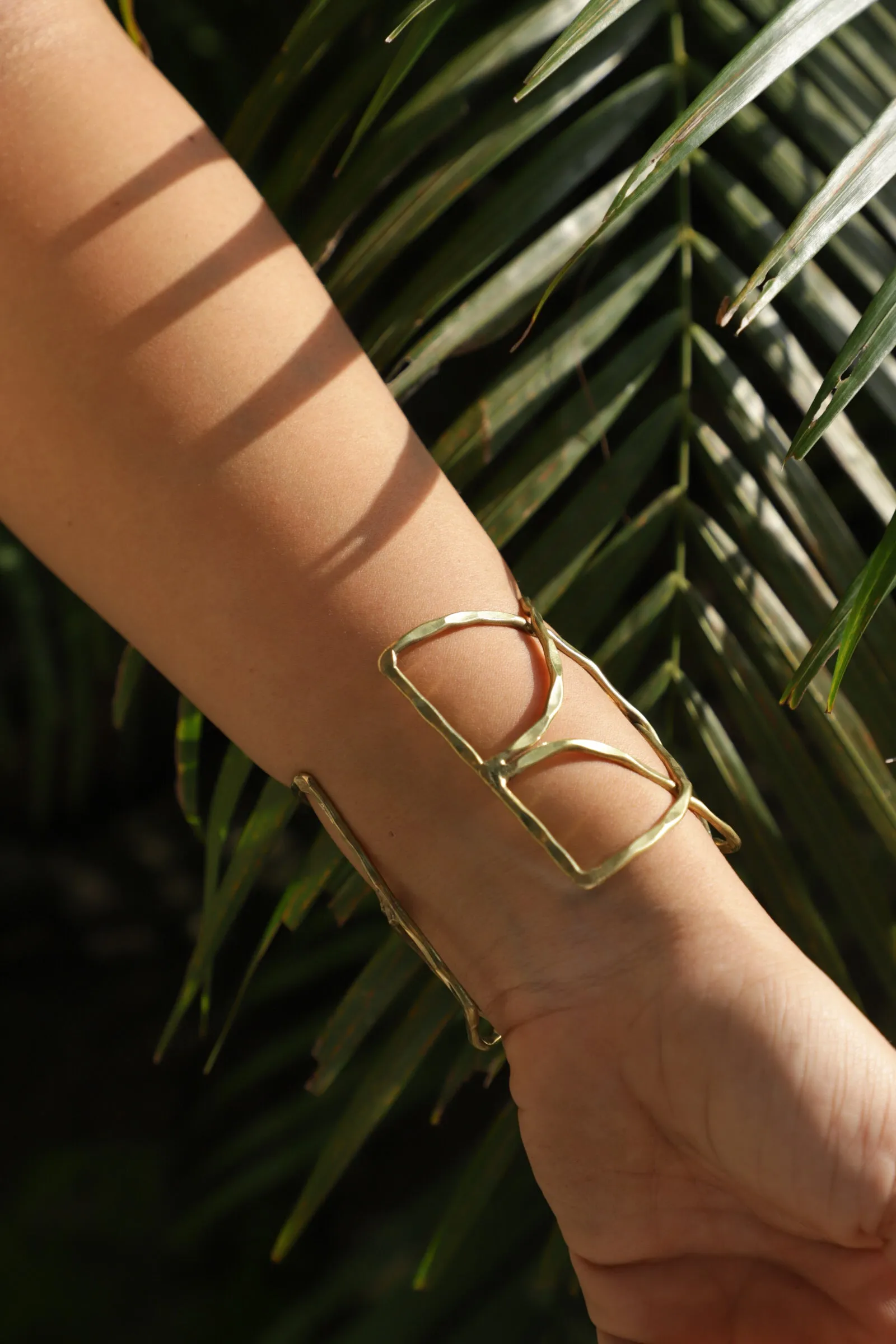 Infinity loop bangle