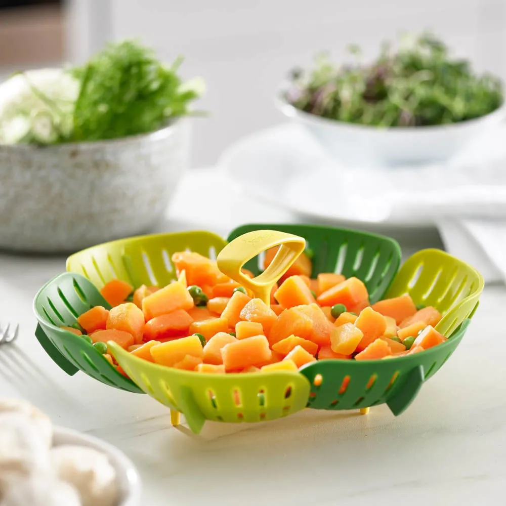 Joseph Joseph Bloom™ Folding Steamer Basket