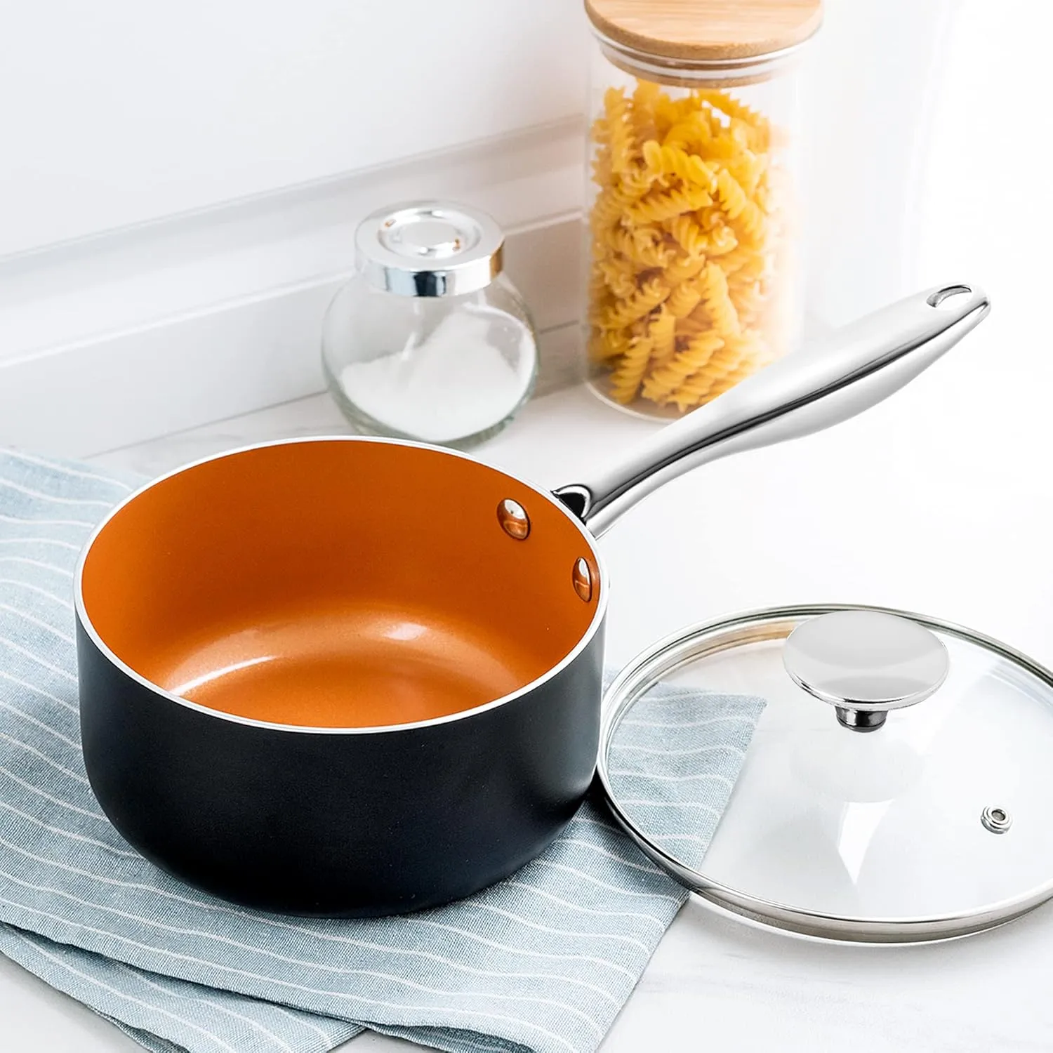 MICHELANGELO 3 Quart Saucepan with Lid, Ultra Nonstick Copper Sauce Pan with Lid, Small Pot with Lid, Ceramic Nonstick Saucepan, 3 Qt Small Pot for Cooking, Induction Compatible