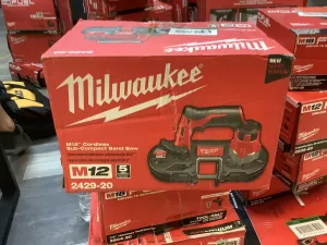 Milwaukee M12 12-Volt Lithium-Ion Cordless Sub-Compact Band Saw