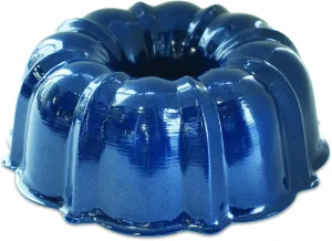 Nordic Ware Formed Bundt Pan, 12-Cup, Navy
