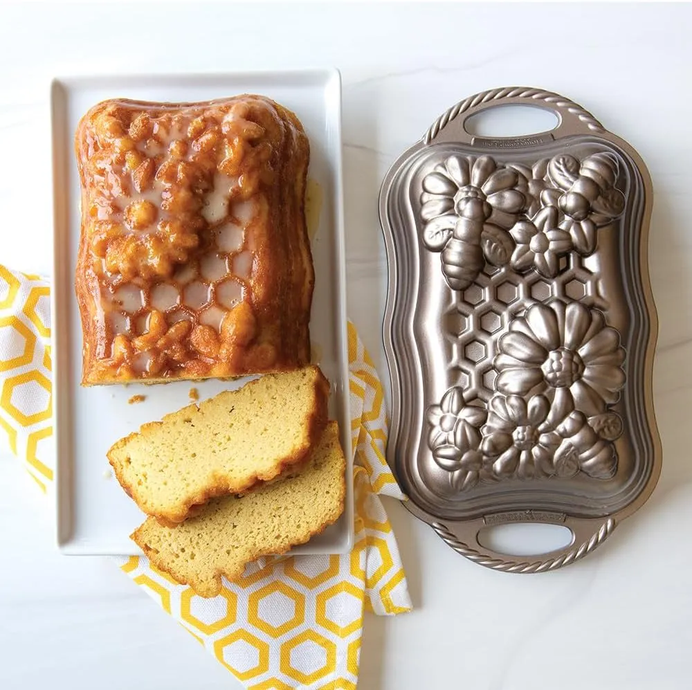 Nordic Ware Honeycomb Loaf, 6 Cup, Toffee
