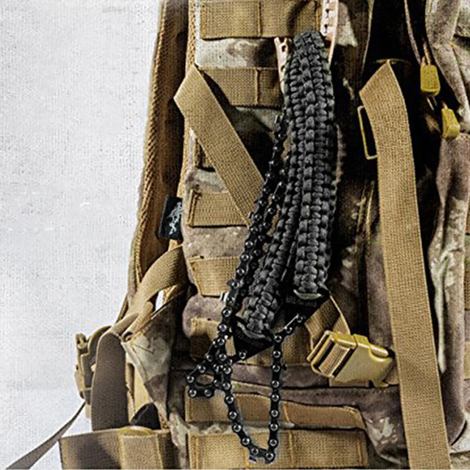 Pocket Chainsaw with Paracord Handle – Outdoor Survival Folding Hand Saw