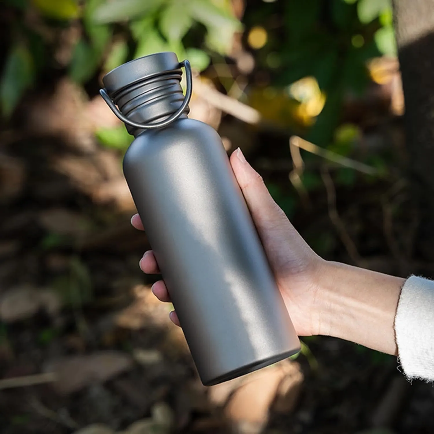 Titanium Outdoor Bottle - Titanium Cycling Bottle, Portable Sports Bottle, Titanium Sports Bottle | bpa-fre Titanium Bottle, Sports Hydration Water Bottle in Titanium for Camping, Travelling