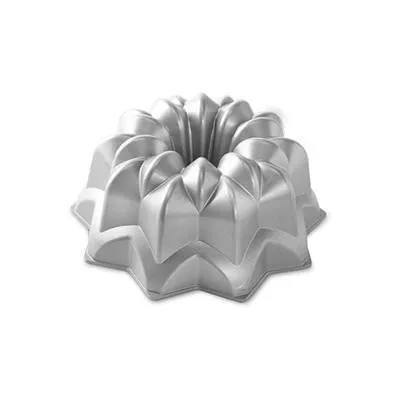Vintage Star Bundt Pan