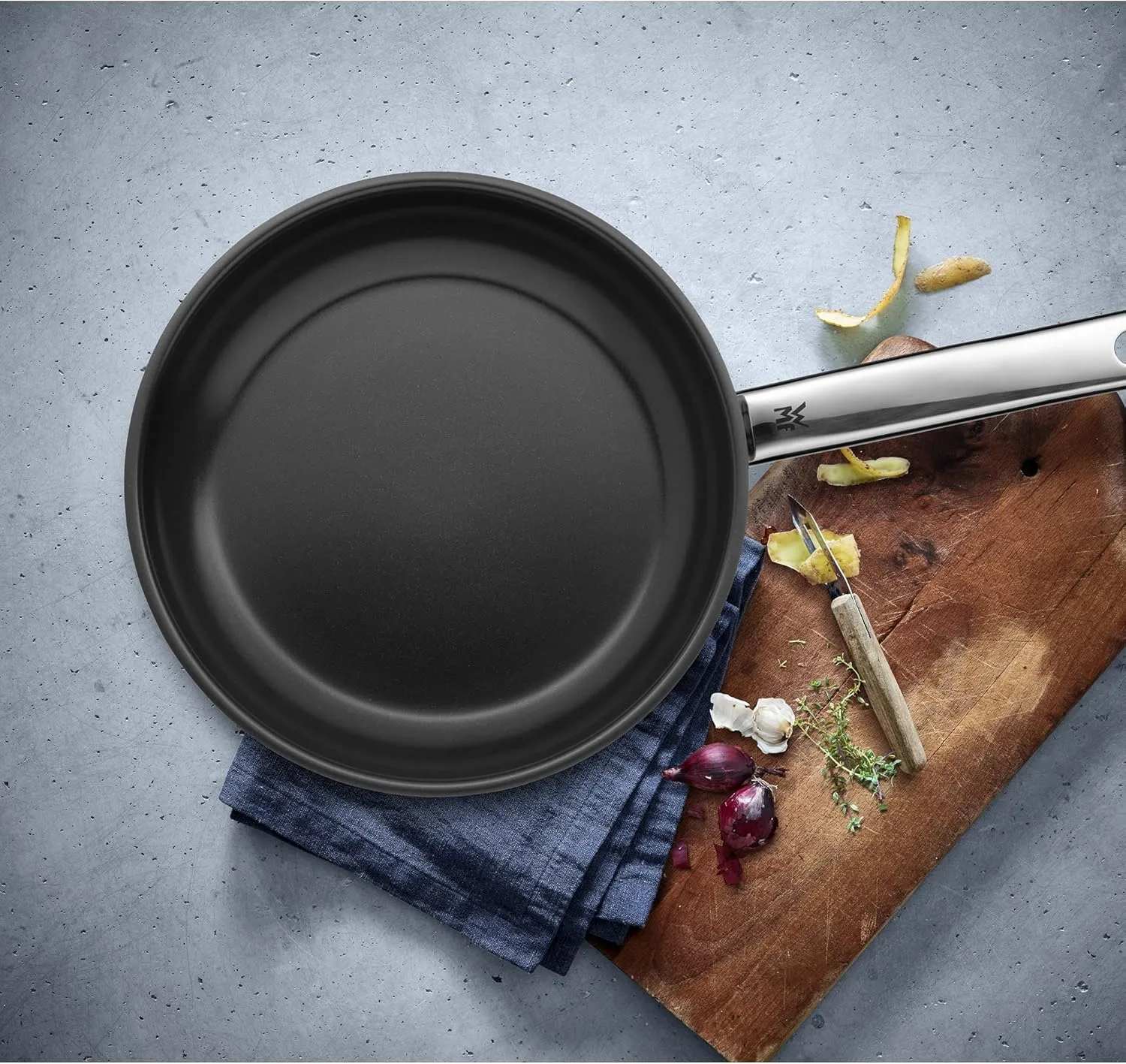 WMF Durado Frying pan, Diameter of 20 cm, Stainless Steel Cromargan, with Handle Coated Induction